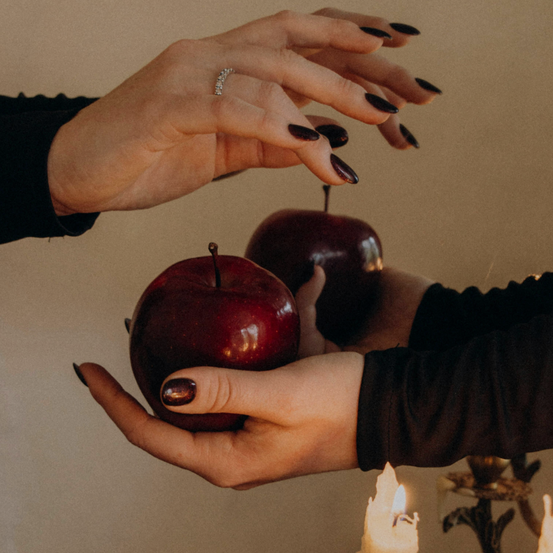 10 Dark Aesthetic Nail Tones to Channel Your Inner Dark Elegance